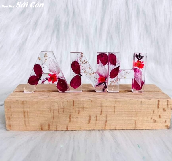 Quà tặng đèn chữ đế gỗ - Mã: 15