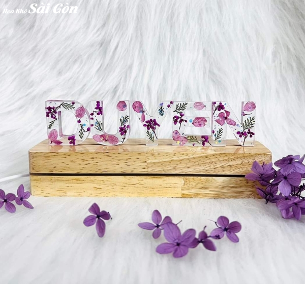 Quà tặng đèn chữ đế gỗ - Mã: 03