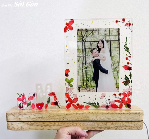 Tranh hoa khô ép Resin Epoxy - Mã: 09