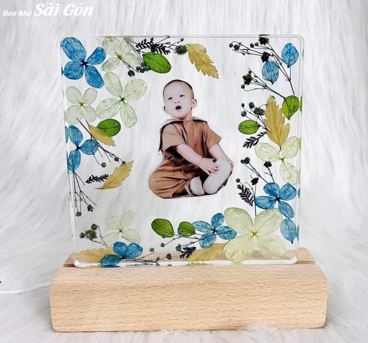 Tranh hoa khô ép Resin Epoxy - Mã: 04